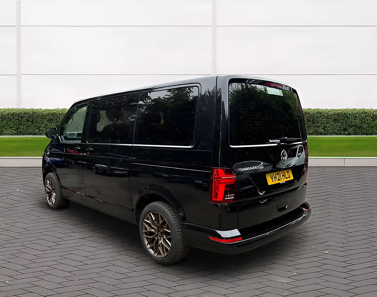 Used 2021 Volkswagen Transporter Se Black - Interior and Exterior details 8