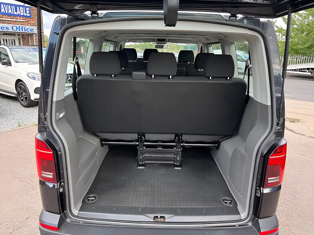 Used 2021 Volkswagen Transporter Shuttle S Black - Interior and Exterior details 13