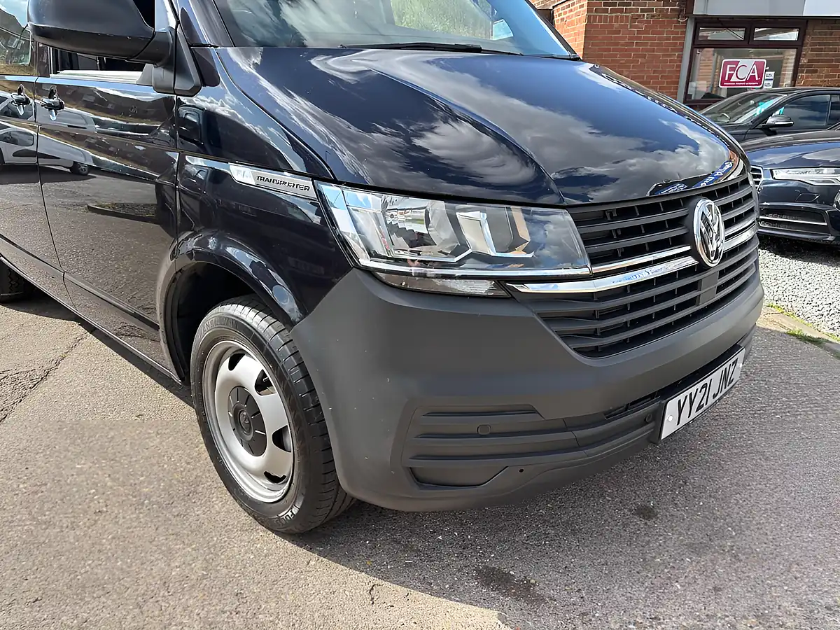 Used 2021 Volkswagen Transporter Shuttle S Black - Interior and Exterior details 2
