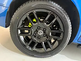 Used 2021 Volkswagen Transporter Shuttle Se Blue - Interior and Exterior details 11
