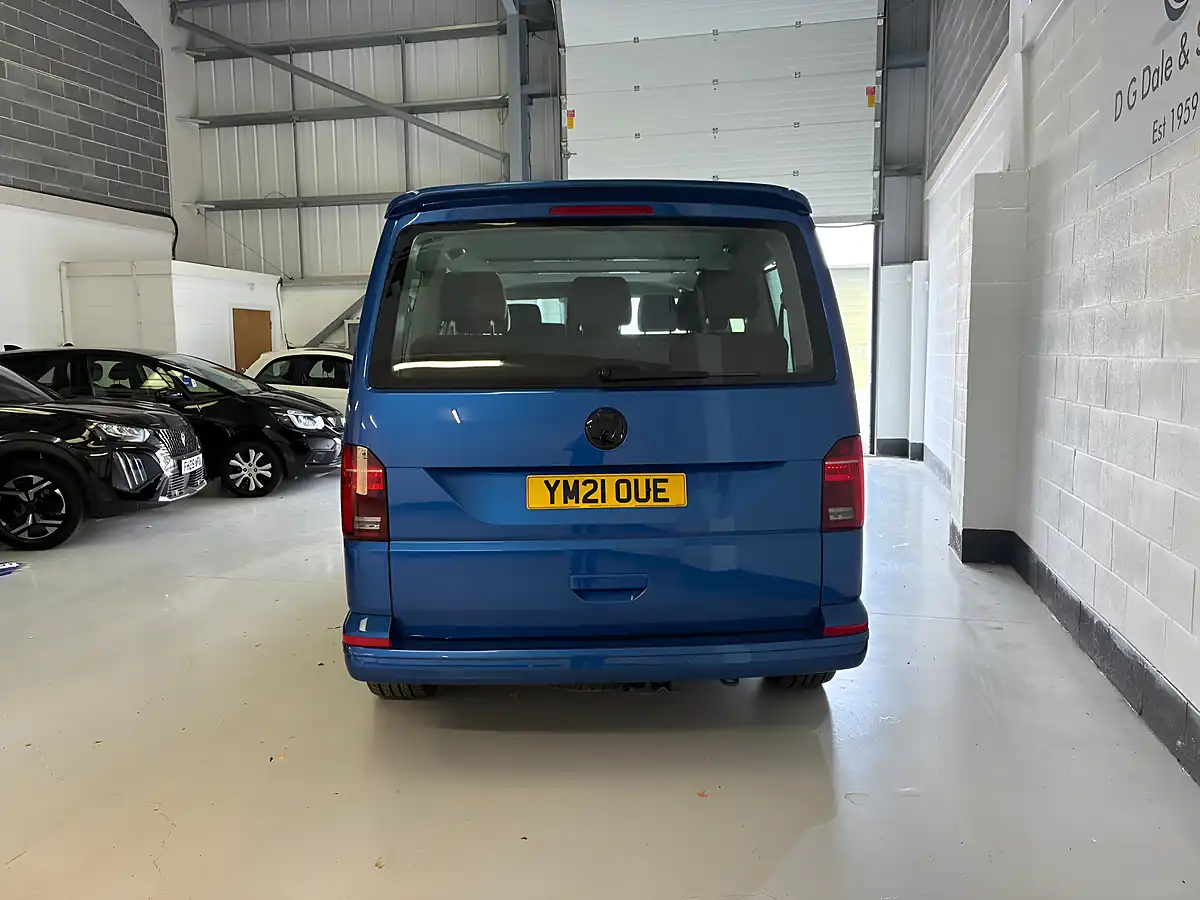 Used 2021 Volkswagen Transporter Shuttle Se Blue - Interior and Exterior details 4
