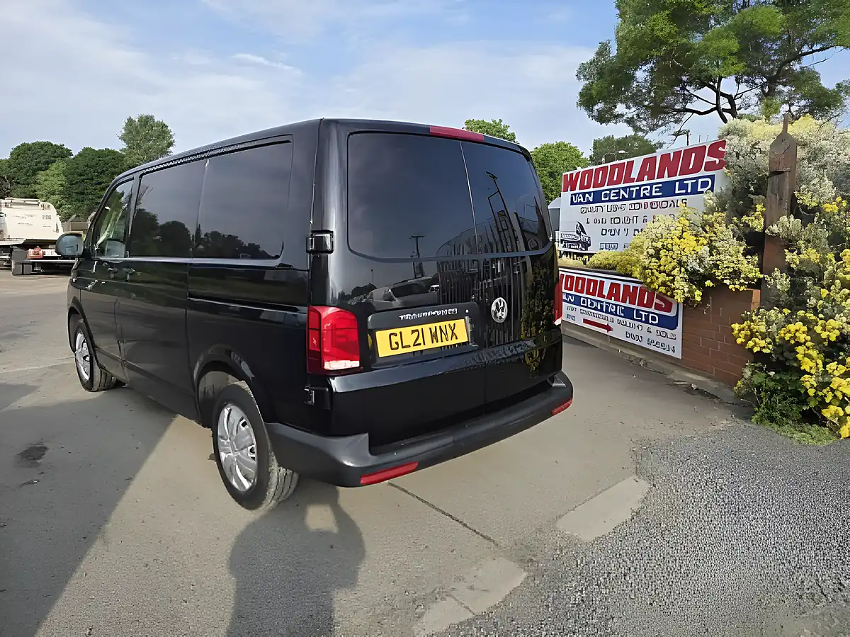 Used 2021 Volkswagen Transporter Startline Black - Interior and Exterior details 5