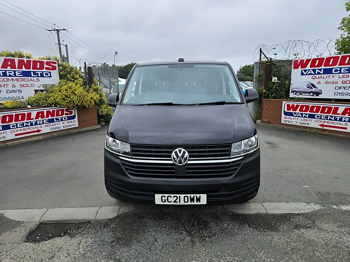 Used 2021 Volkswagen Transporter Startline Black - Interior and Exterior details 3