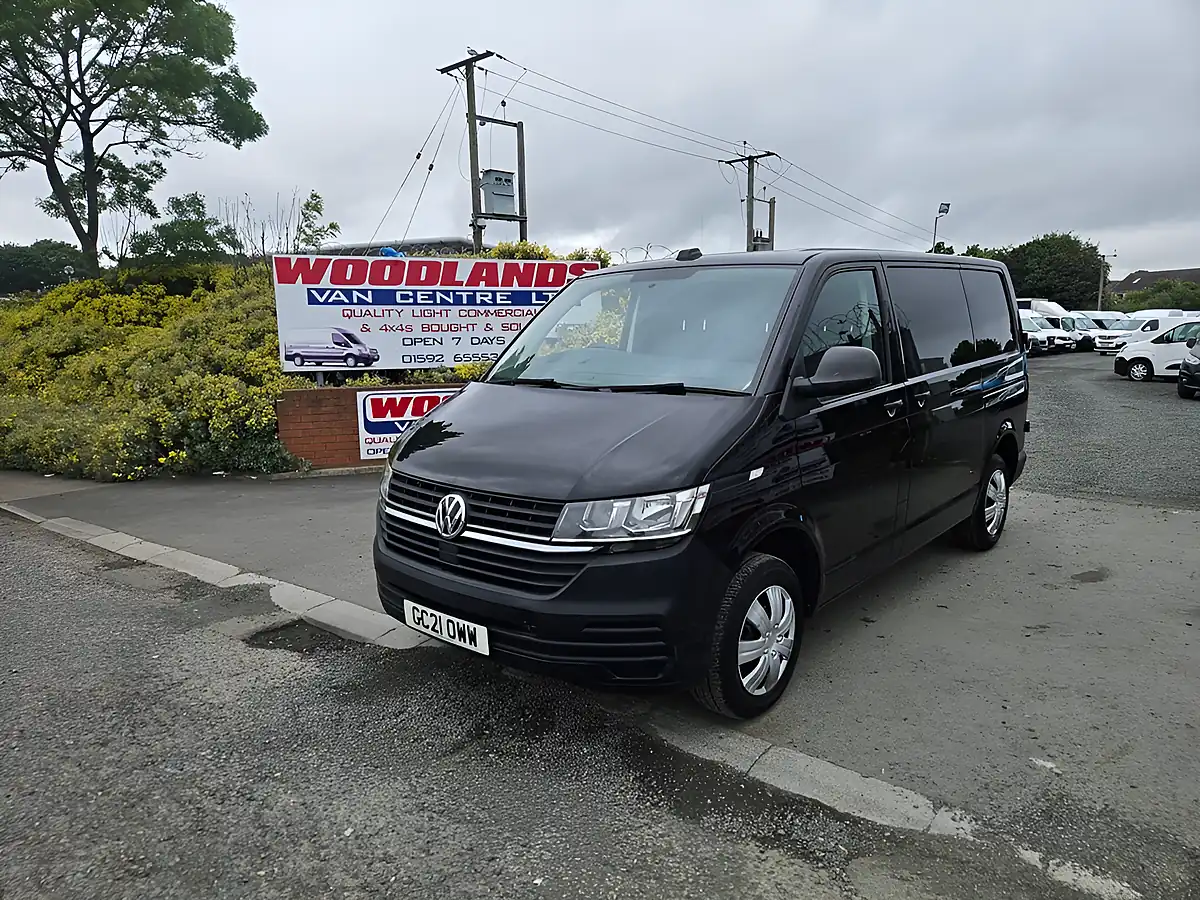 Used 2021 Volkswagen Transporter Startline Black - Interior and Exterior details 4