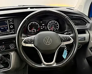 Used 2021 Volkswagen Transporter Startline Blue - Interior and Exterior details 10