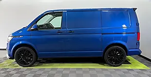 Used 2021 Volkswagen Transporter Startline Blue - Interior and Exterior details 7