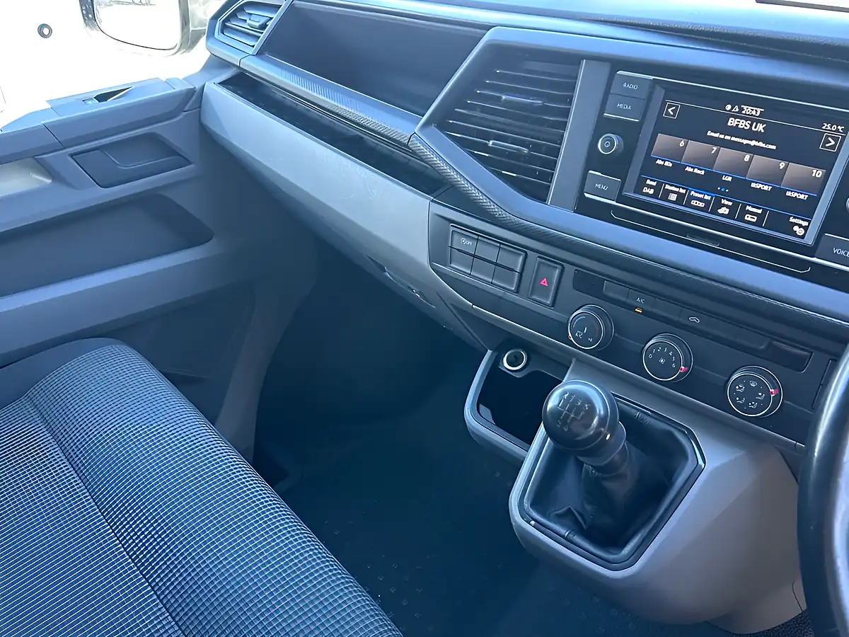 Used 2021 Volkswagen Transporter Startline Grey - Interior and Exterior details 15