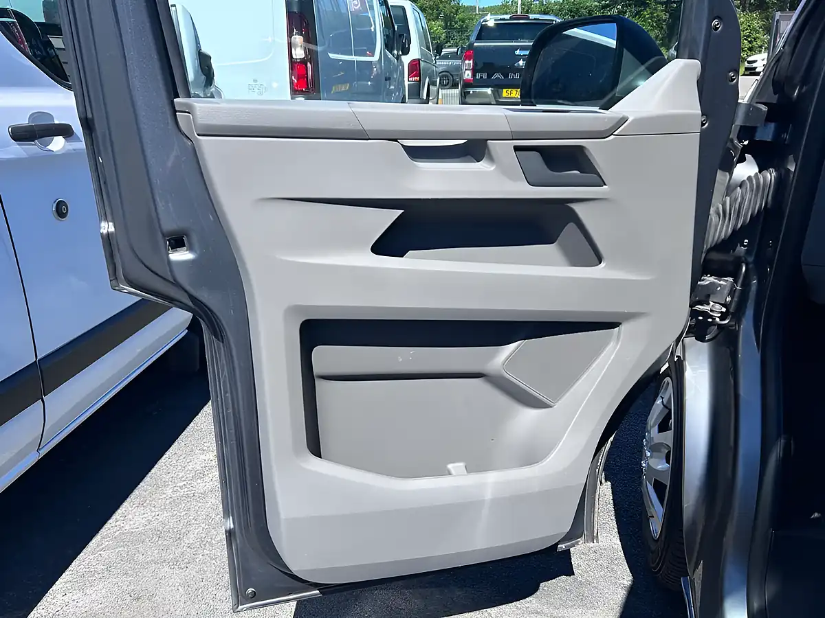 Used 2021 Volkswagen Transporter Startline Grey - Interior and Exterior details 18