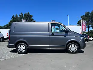 Used 2021 Volkswagen Transporter Startline Grey - Interior and Exterior details 2