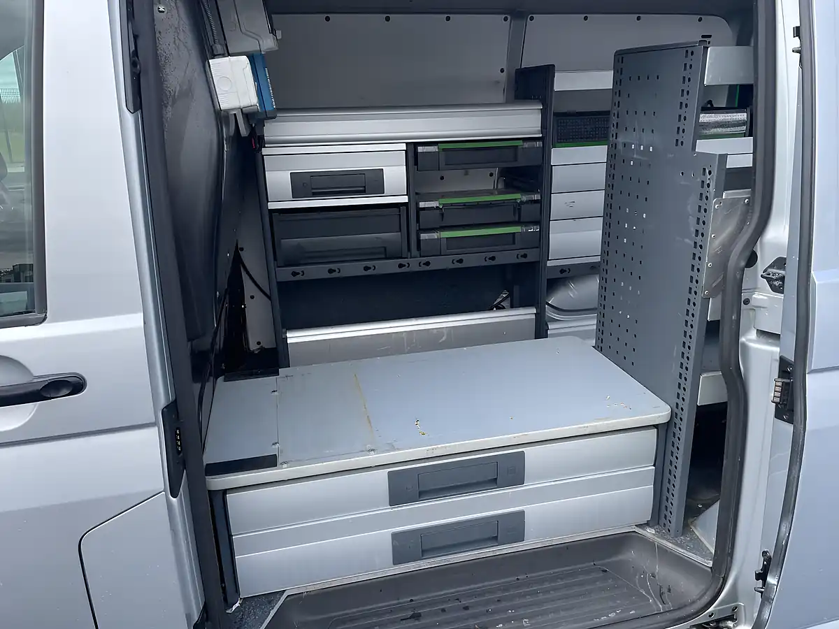 Used 2021 Volkswagen Transporter Startline Silver - Interior and Exterior details 11