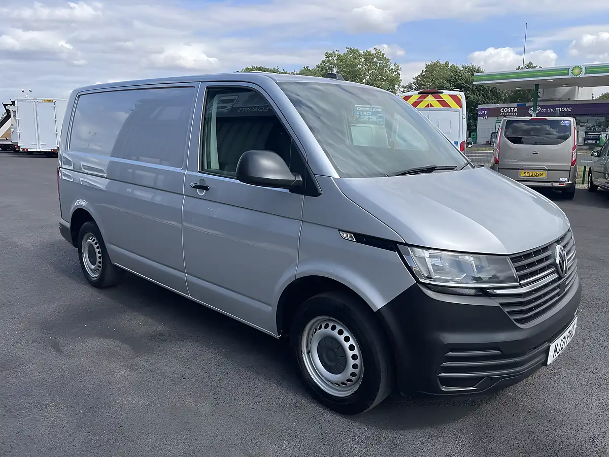 Used 2021 Volkswagen Transporter Startline Silver - Interior and Exterior details 2