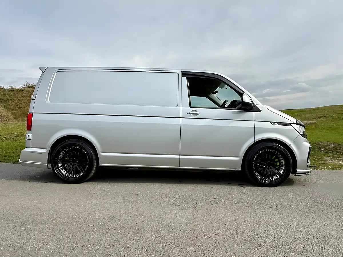 Used 2021 Volkswagen Transporter Startline Silver - Interior and Exterior details 8