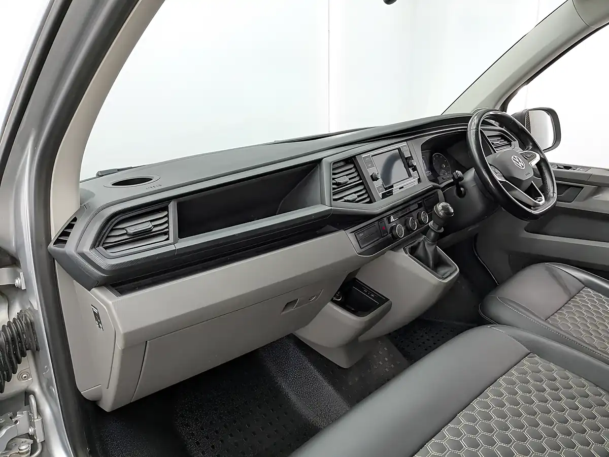 Used 2021 Volkswagen Transporter Startline Silver - Interior and Exterior details 12