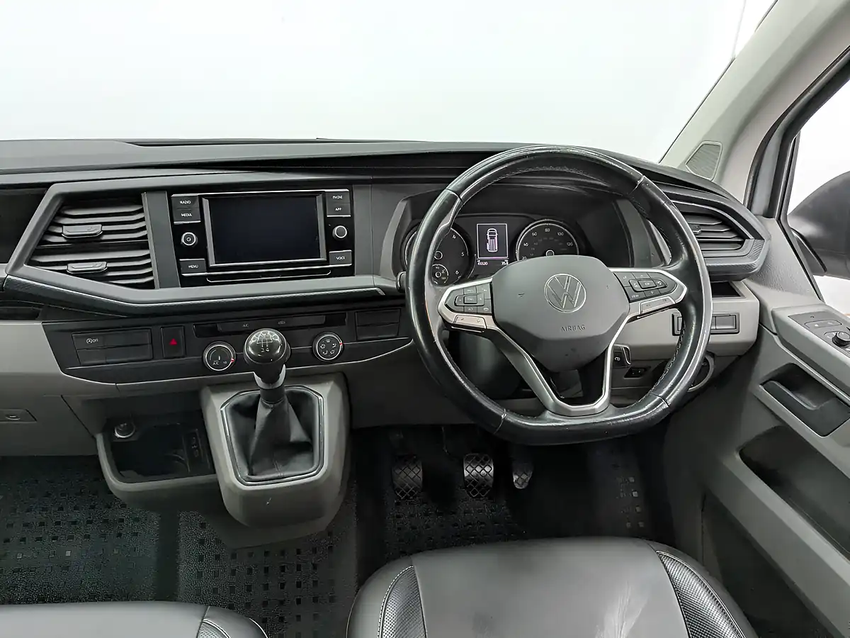Used 2021 Volkswagen Transporter Startline Silver - Interior and Exterior details 14