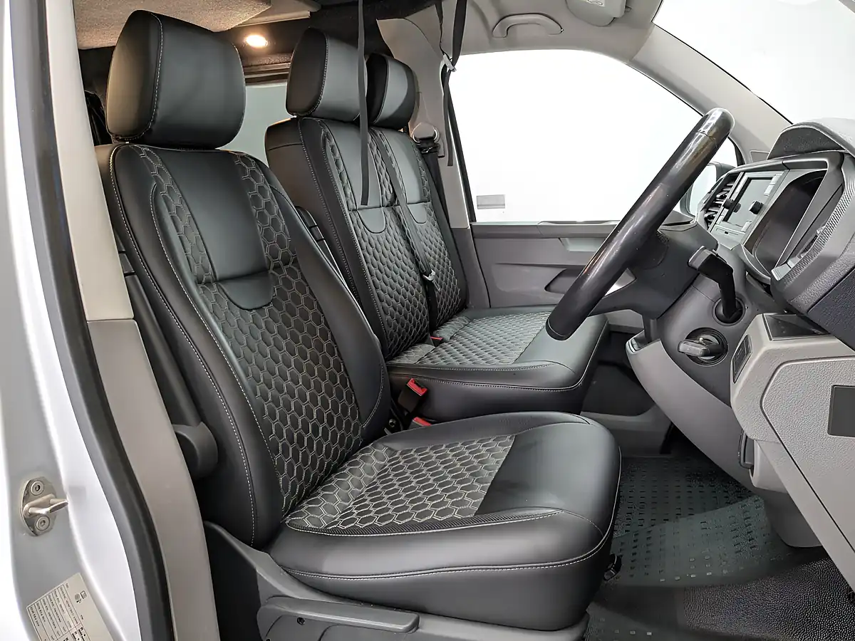 Used 2021 Volkswagen Transporter Startline Silver - Interior and Exterior details 16