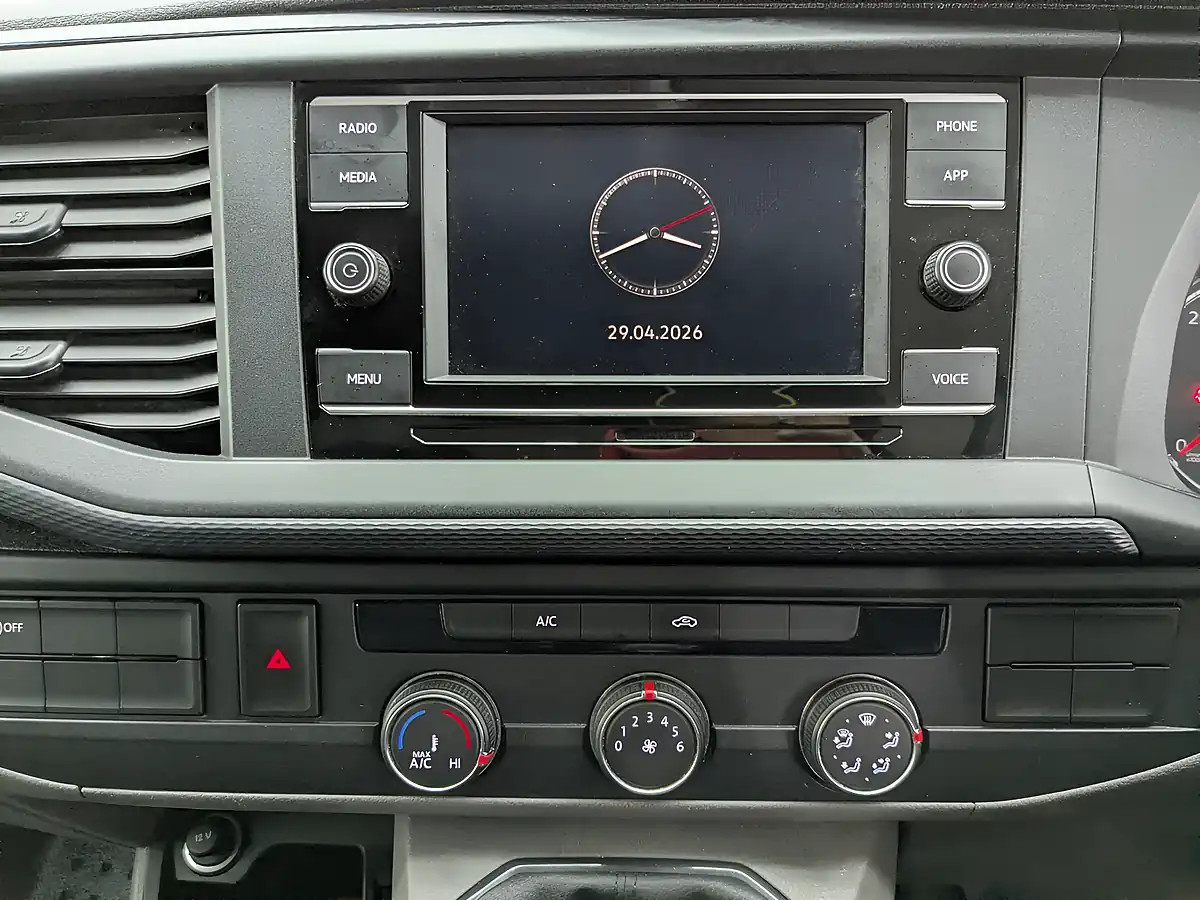 Used 2021 Volkswagen Transporter Startline Silver - Interior and Exterior details 19