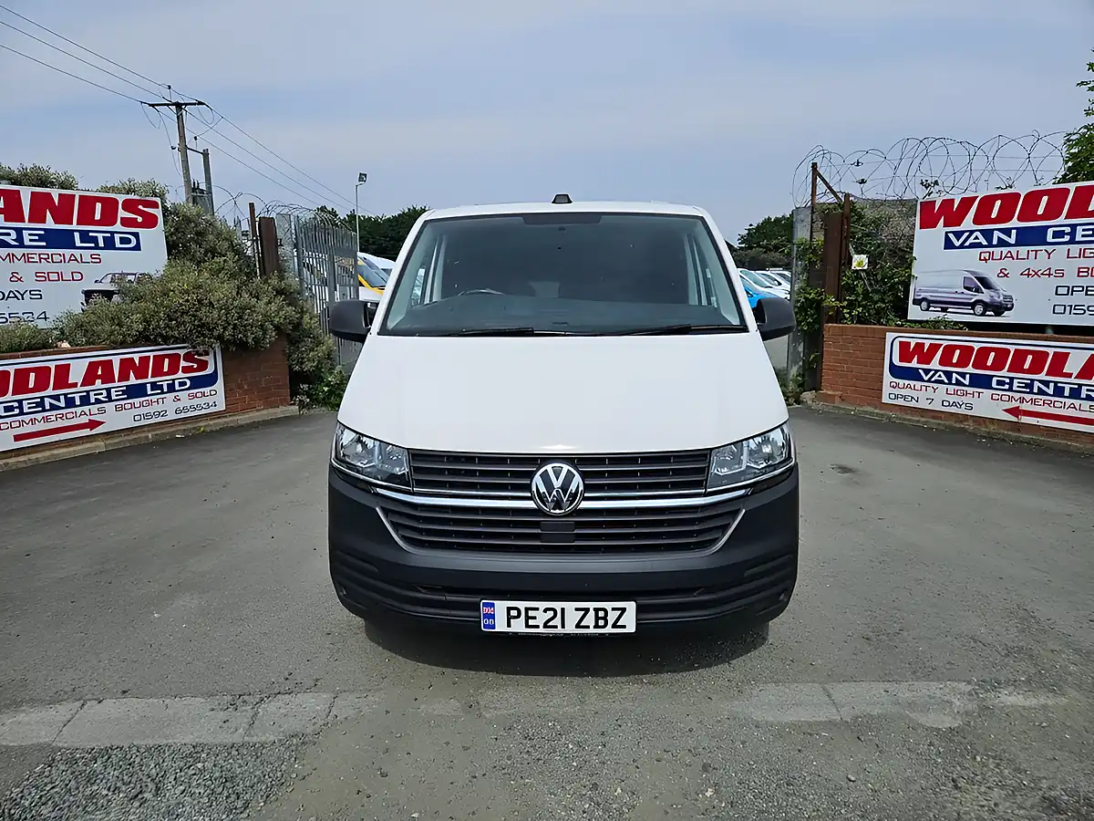 Used 2021 Volkswagen Transporter Startline White - Interior and Exterior details 3