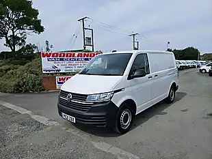 Used 2021 Volkswagen Transporter Startline White - Interior and Exterior details 4