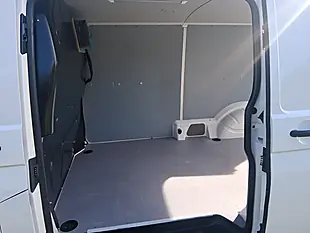 Used 2021 Volkswagen Transporter Startline White - Interior and Exterior details 10