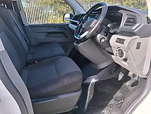 Used 2021 Volkswagen Transporter Startline White - Interior and Exterior details 11