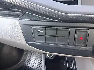 Used 2021 Volkswagen Transporter Startline White - Interior and Exterior details 19