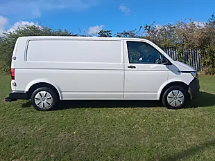 Used 2021 Volkswagen Transporter Startline White - Interior and Exterior details 6