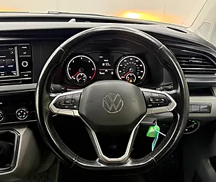 Used 2021 Volkswagen Transporter Startline White - Interior and Exterior details 10