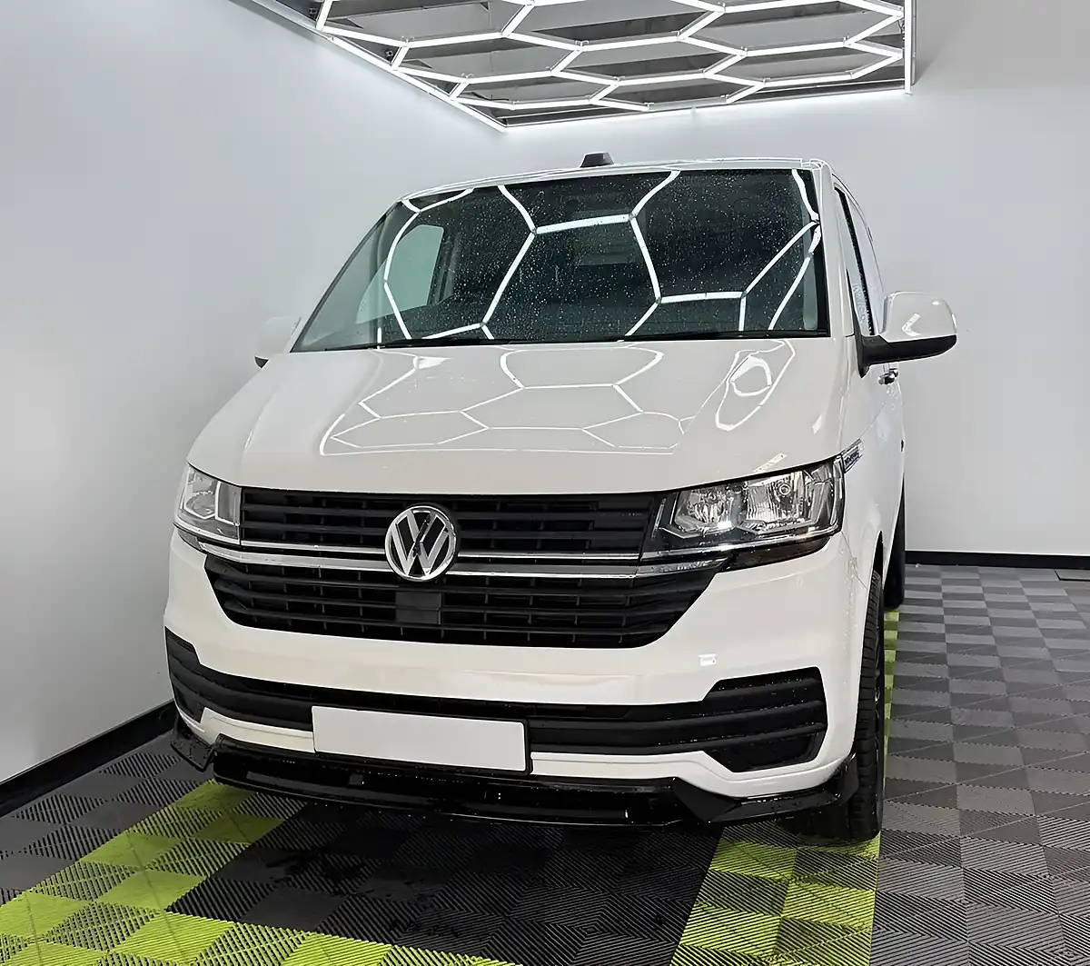 Used 2021 Volkswagen Transporter Startline White - Interior and Exterior details 4