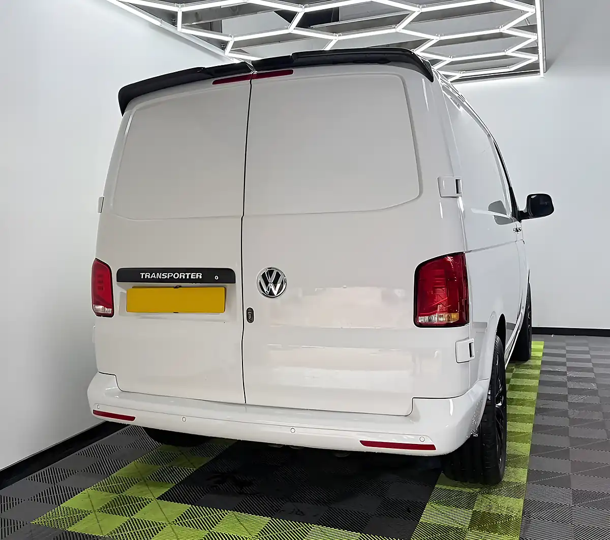 Used 2021 Volkswagen Transporter Startline White - Interior and Exterior details 5