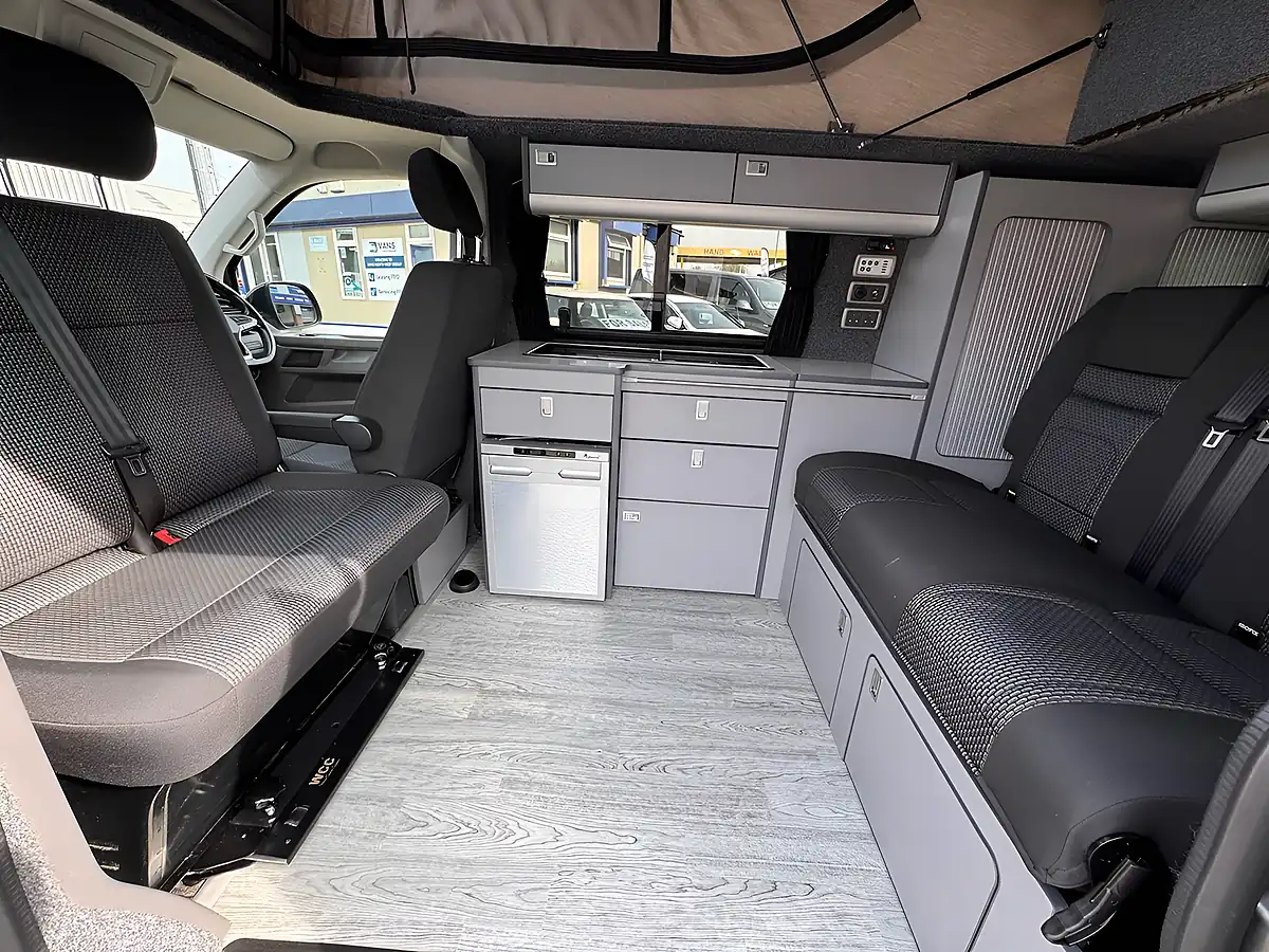 Used 2021 Volkswagen Transporter T28 Camper White & Green - Interior and Exterior details 10