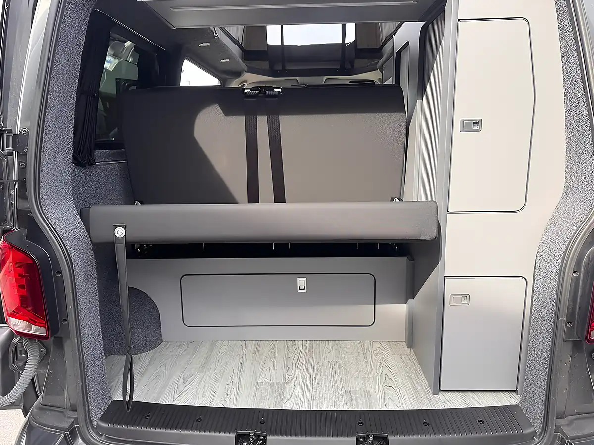 Used 2021 Volkswagen Transporter T28 Camper White & Green - Interior and Exterior details 20