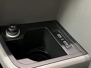 Used 2021 Volkswagen Transporter T28 Highline Panel Van Iridium Grey - Interior and Exterior details 17