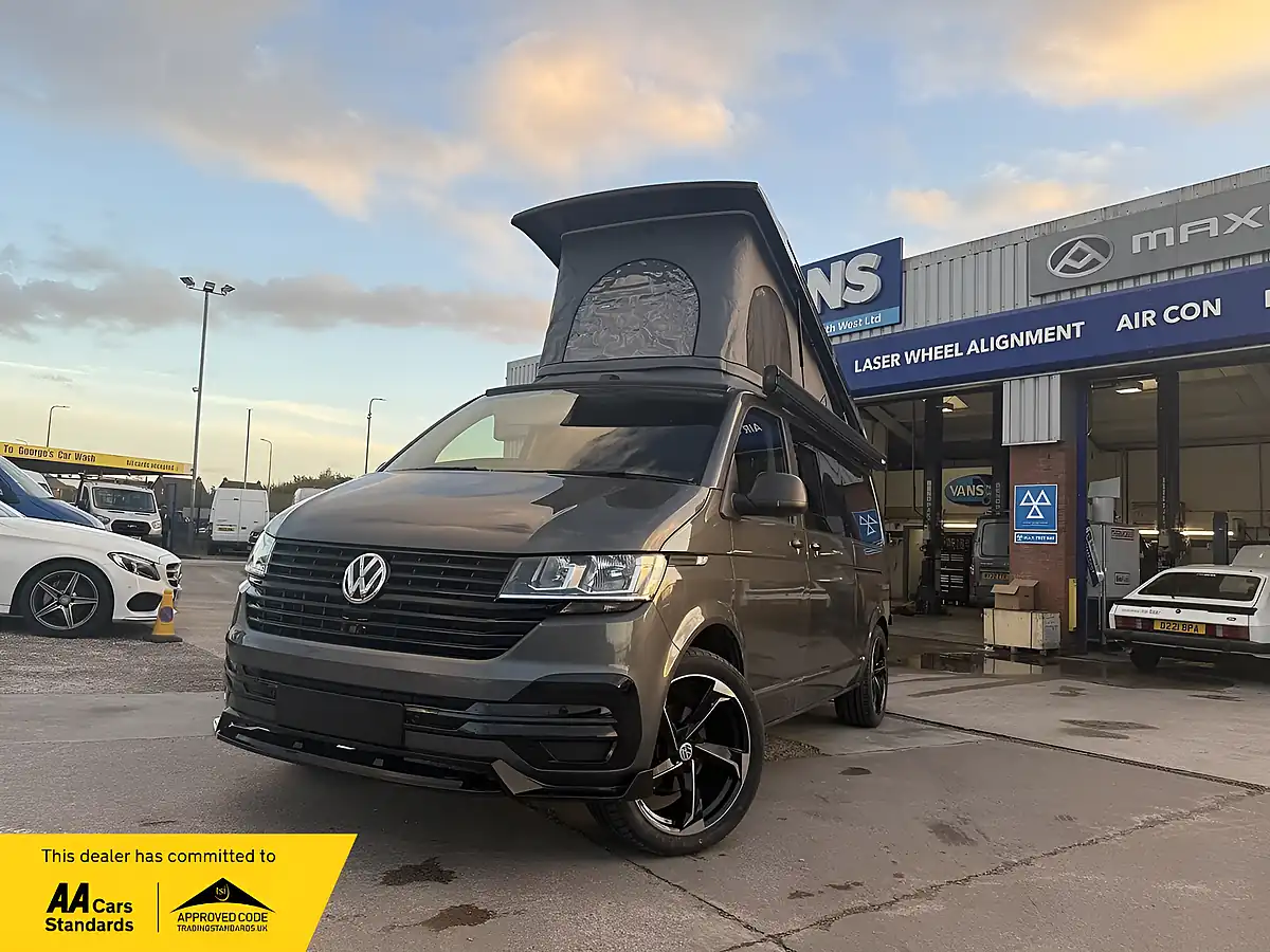Used 2021 Volkswagen Transporter T30 Camper Grey - Front View