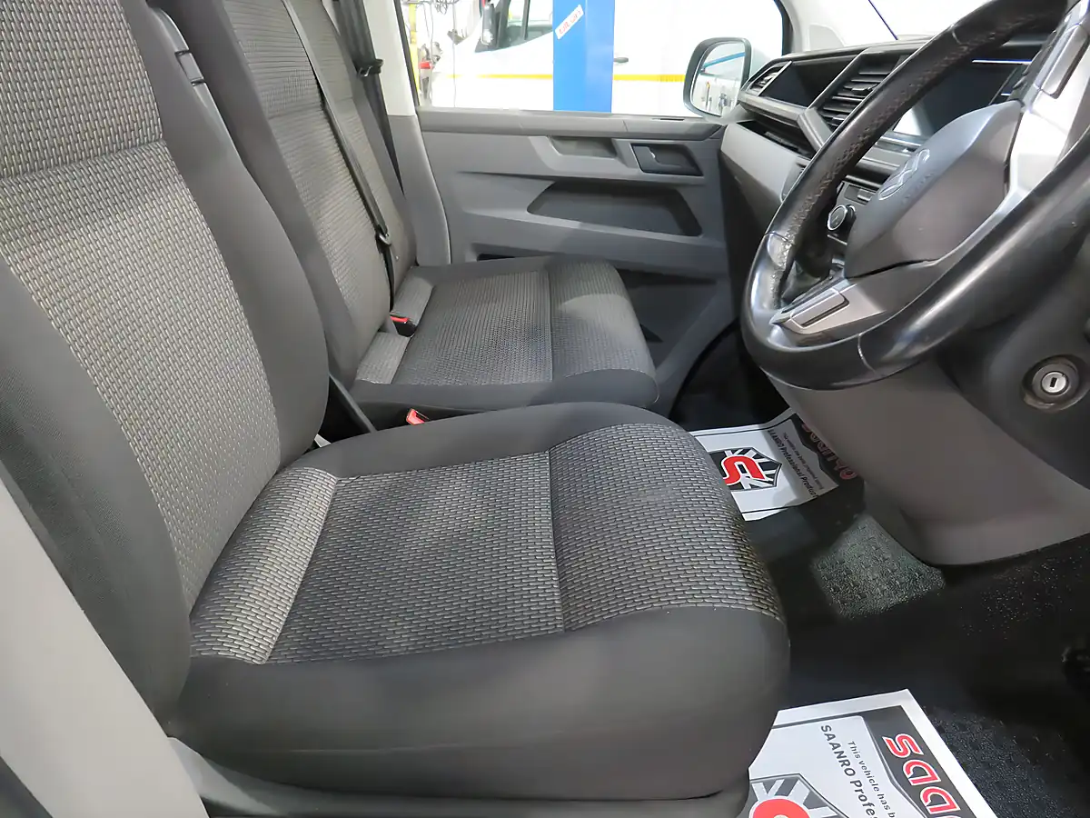 Used 2021 Volkswagen Transporter T30 H-Line Silver - Interior and Exterior details 9