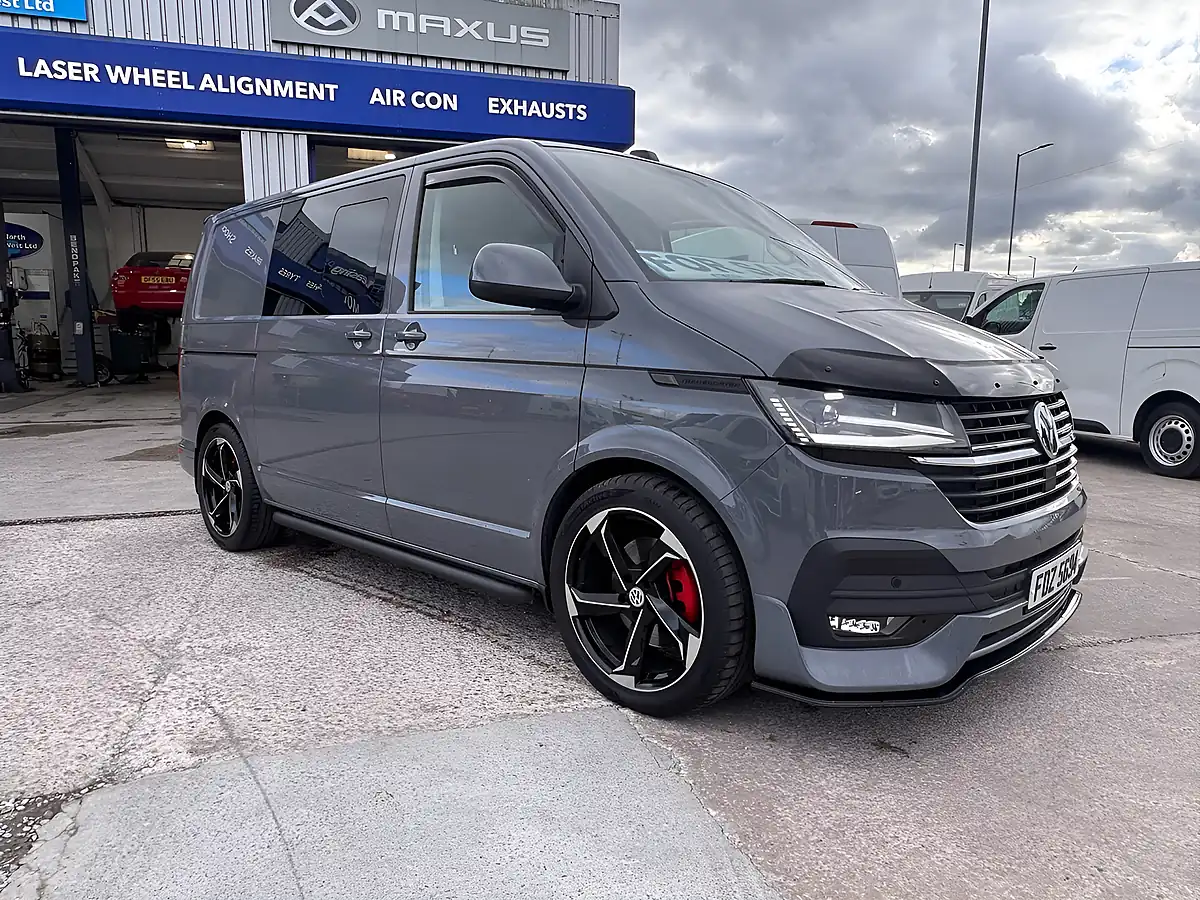 Used 2021 Volkswagen Transporter T32 Highline Grey - Interior and Exterior details 10