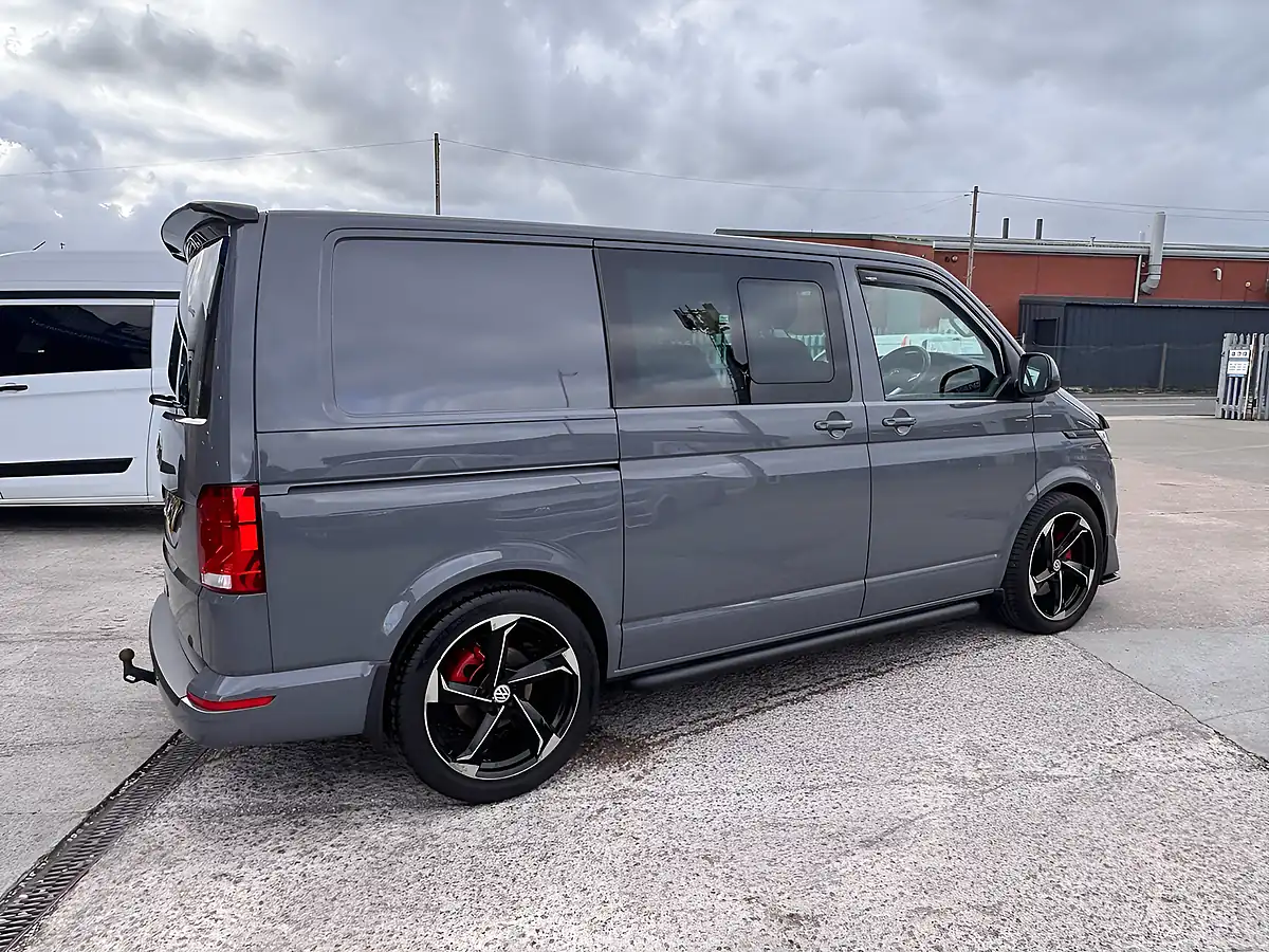 Used 2021 Volkswagen Transporter T32 Highline Grey - Interior and Exterior details 8
