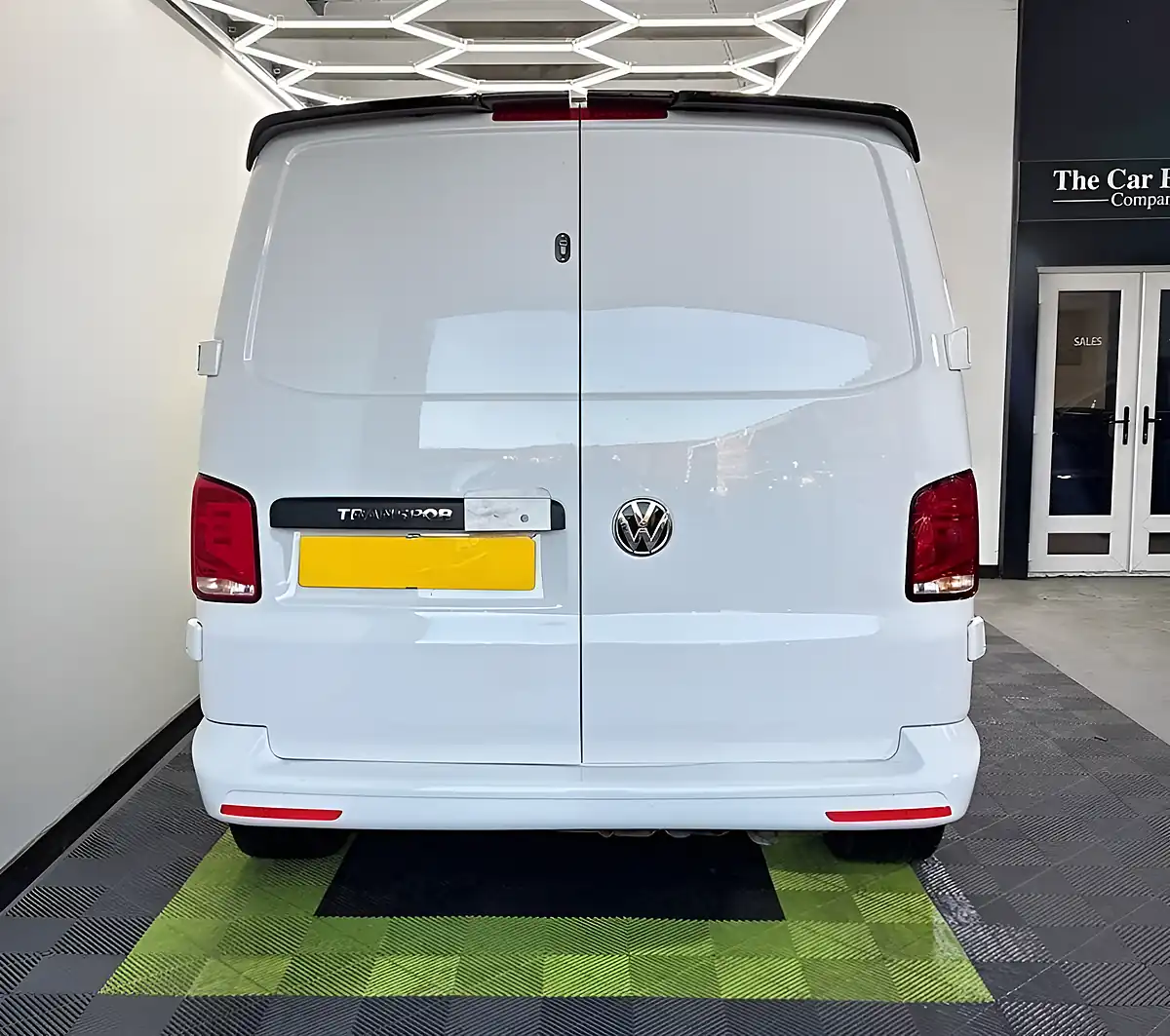 Used 2021 Volkswagen Transporter T32 Startline White - Interior and Exterior details 4