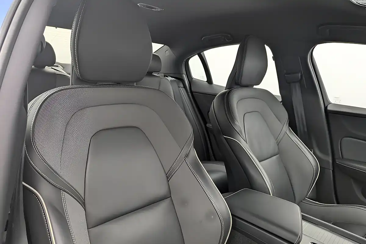 Used 2021 Volvo S60 R-Design Blue - Interior and Exterior details 14