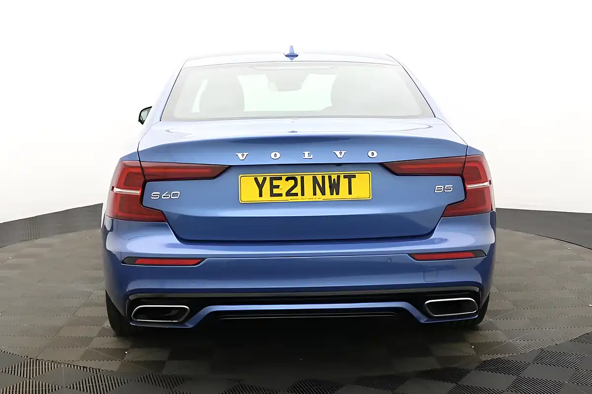 Used 2021 Volvo S60 R-Design Blue - Interior and Exterior details 5