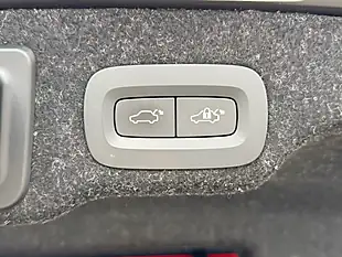 Used 2021 Volvo S90 Inscription Platinum Grey - Interior and Exterior details 16