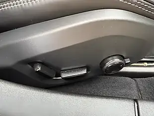 Used 2021 Volvo S90 Inscription Platinum Grey - Interior and Exterior details 18
