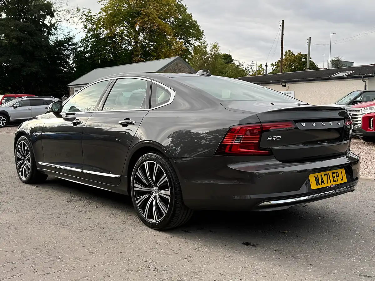Used 2021 Volvo S90 Inscription Platinum Grey - Interior and Exterior details 7