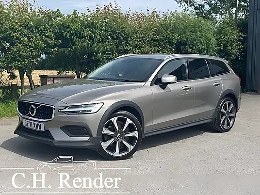 2021 Volvo V60 Cross Country B4 MHEV