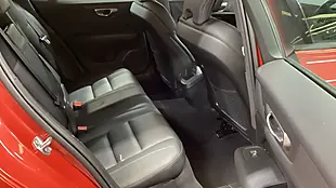 Used 2021 Volvo V60 Momentum Red - Interior and Exterior details 8