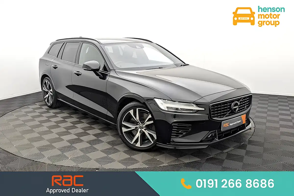 Used 2021 Volvo V60 R-Design Black Stone - Front View