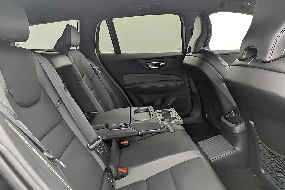 Used 2021 Volvo V60 R-Design Black Stone - Interior and Exterior details 13