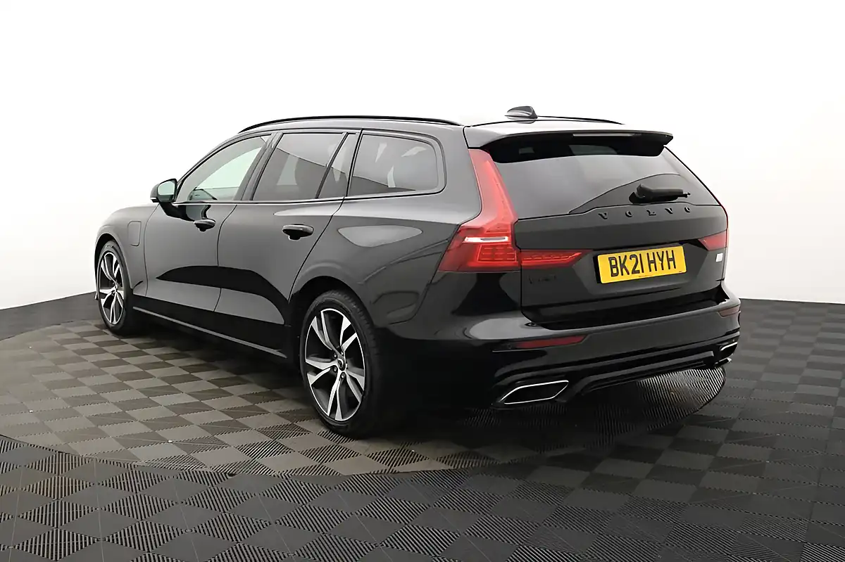 Used 2021 Volvo V60 R-Design Black Stone - Interior and Exterior details 5