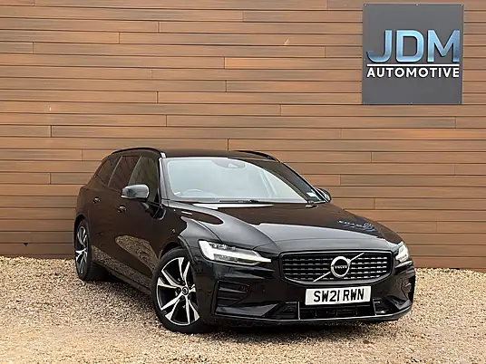 2021 Volvo V60 R-Design B4