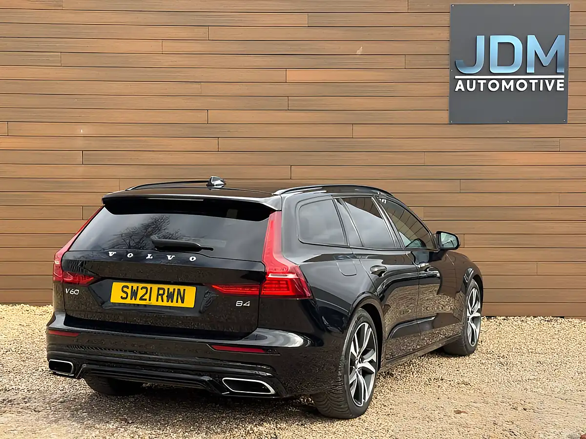 Used 2021 Volvo V60 R-Design Onyx Black - Interior and Exterior details 3