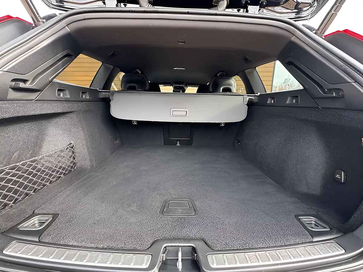 Used 2021 Volvo V60 R-Design Onyx Black - Interior and Exterior details 5
